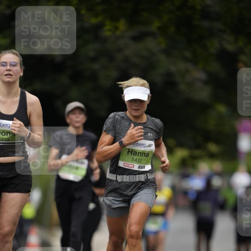 30.08.2026 - Blankeneser Heldenlauf Patografie http://msf.ph/oto/10086040 30.08.2026 10:43:19 Ziel 5375 meine-sportfotos.de