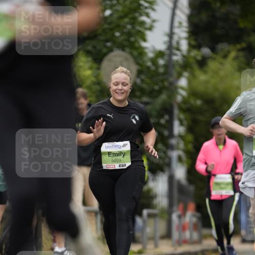 30.08.2026 - Blankeneser Heldenlauf Patografie http://msf.ph/oto/10086069 30.08.2026 10:43:30 Ziel 5422, 5423, 5714, 5726, 5824 meine-sportfotos.de