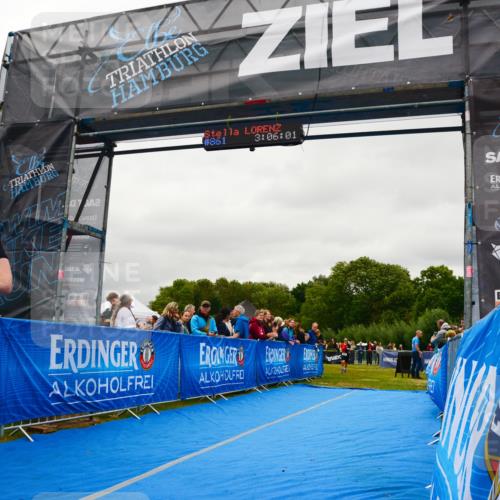 30.08.2026 - Elbe Triathlon Hamburg LAZAROV Photography http://msf.ph/oto/10086077 30.08.2026 11:56:08 Ziel 849, 957 meine-sportfotos.de