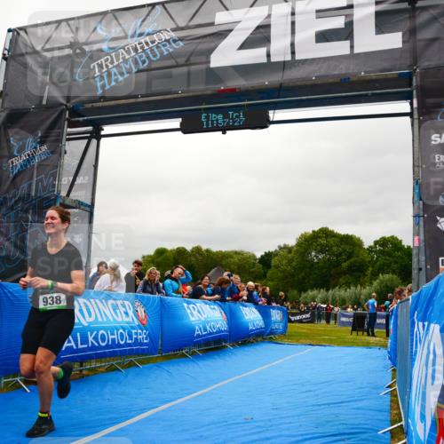 30.08.2026 - Elbe Triathlon Hamburg LAZAROV Photography http://msf.ph/oto/10086117 30.08.2026 11:57:27 Ziel 938 meine-sportfotos.de