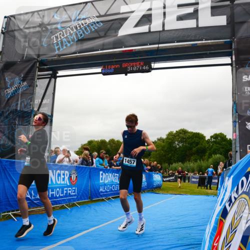 30.08.2026 - Elbe Triathlon Hamburg LAZAROV Photography http://msf.ph/oto/10086144 30.08.2026 11:57:50 Ziel 510, 934, 1304, 1410, 1457 meine-sportfotos.de