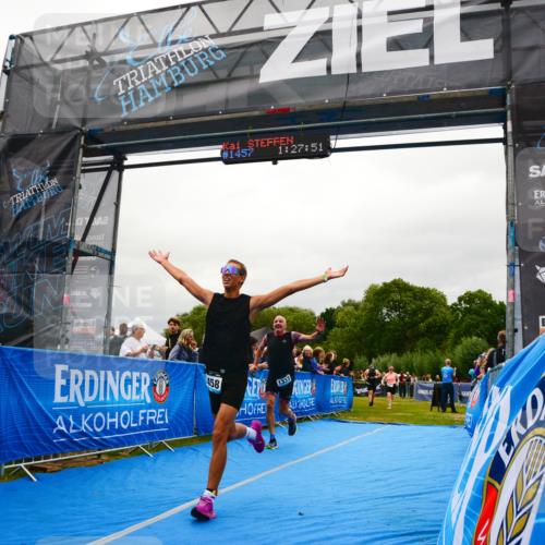 30.08.2026 - Elbe Triathlon Hamburg LAZAROV Photography http://msf.ph/oto/10086170 30.08.2026 11:58:09 Ziel 901, 962, 1181, 1333, 1458 meine-sportfotos.de