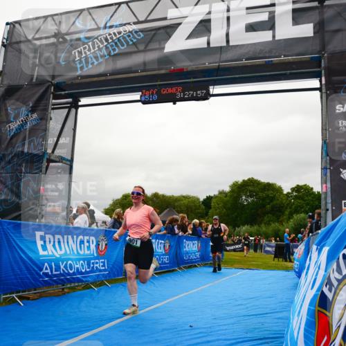 30.08.2026 - Elbe Triathlon Hamburg LAZAROV Photography http://msf.ph/oto/10086183 30.08.2026 11:58:14 Ziel 897, 901, 1181 meine-sportfotos.de