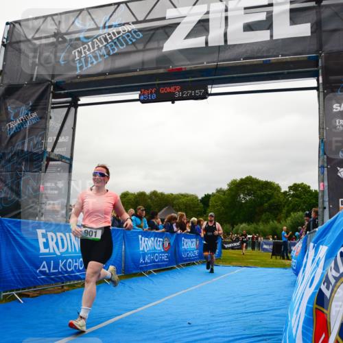 30.08.2026 - Elbe Triathlon Hamburg LAZAROV Photography http://msf.ph/oto/10086185 30.08.2026 11:58:15 Ziel 897, 901, 1181 meine-sportfotos.de