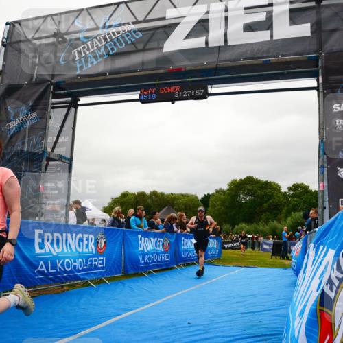 30.08.2026 - Elbe Triathlon Hamburg LAZAROV Photography http://msf.ph/oto/10086188 30.08.2026 11:58:15 Ziel 897, 901, 1181 meine-sportfotos.de