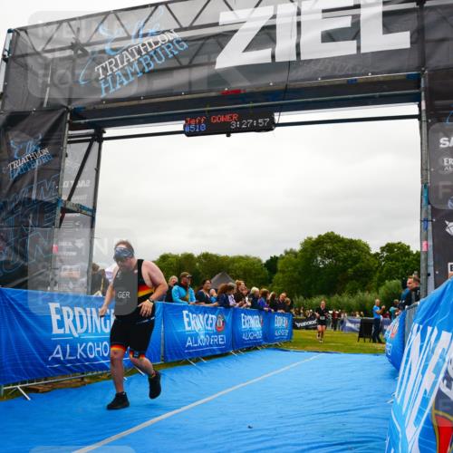 30.08.2026 - Elbe Triathlon Hamburg LAZAROV Photography http://msf.ph/oto/10086191 30.08.2026 11:58:17 Ziel 897, 901, 1181 meine-sportfotos.de