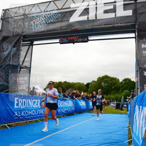 30.08.2026 - Elbe Triathlon Hamburg LAZAROV Photography http://msf.ph/oto/10086204 30.08.2026 11:58:30 Ziel 940, 1462, 1496, 1575 meine-sportfotos.de