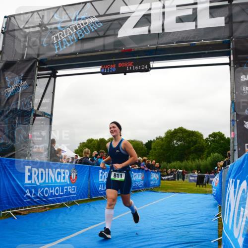30.08.2026 - Elbe Triathlon Hamburg LAZAROV Photography http://msf.ph/oto/10086254 30.08.2026 11:59:11 Ziel 811 meine-sportfotos.de