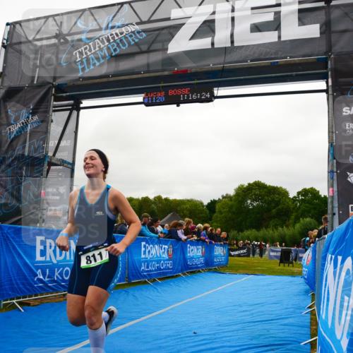 30.08.2026 - Elbe Triathlon Hamburg LAZAROV Photography http://msf.ph/oto/10086259 30.08.2026 11:59:12 Ziel 811 meine-sportfotos.de