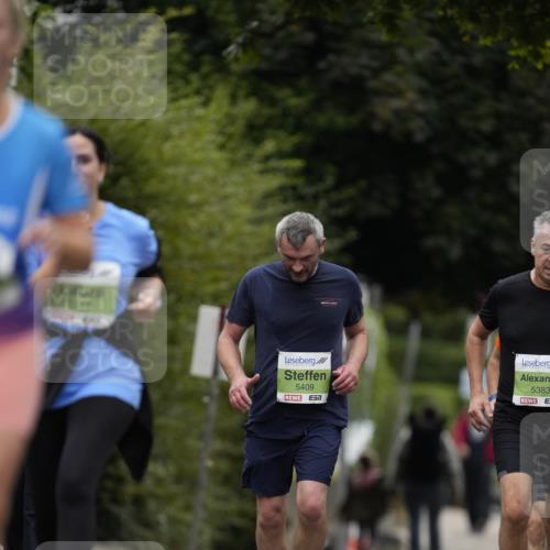 30.08.2026 - Blankeneser Heldenlauf Patografie http://msf.ph/oto/10086301 30.08.2026 10:44:30 Ziel 5642, 5716, 5722 meine-sportfotos.de