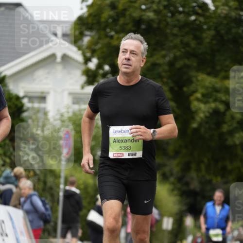 30.08.2026 - Blankeneser Heldenlauf Patografie http://msf.ph/oto/10086323 30.08.2026 10:44:44 Ziel 5068, 5313, 5383, 5409 meine-sportfotos.de