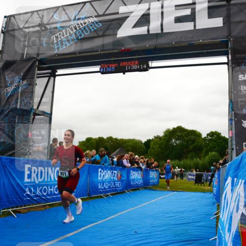 30.08.2026 - Elbe Triathlon Hamburg LAZAROV Photography http://msf.ph/oto/10086338 30.08.2026 12:00:16 Ziel 801, 1362, 1365, 1518, 1551 meine-sportfotos.de