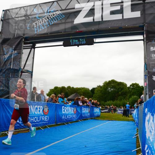 30.08.2026 - Elbe Triathlon Hamburg LAZAROV Photography http://msf.ph/oto/10086419 30.08.2026 12:01:10 Ziel 1481 meine-sportfotos.de