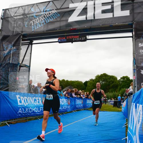 30.08.2026 - Elbe Triathlon Hamburg LAZAROV Photography http://msf.ph/oto/10086446 30.08.2026 12:01:37 Ziel 1301, 1394, 1405, 1531 meine-sportfotos.de