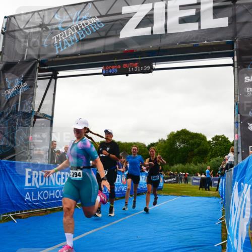 30.08.2026 - Elbe Triathlon Hamburg LAZAROV Photography http://msf.ph/oto/10086459 30.08.2026 12:01:46 Ziel 1301, 1394, 1479, 1480 meine-sportfotos.de