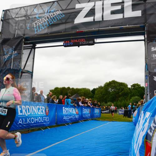 30.08.2026 - Elbe Triathlon Hamburg LAZAROV Photography http://msf.ph/oto/10086485 30.08.2026 12:01:57 Ziel 900, 1425 meine-sportfotos.de