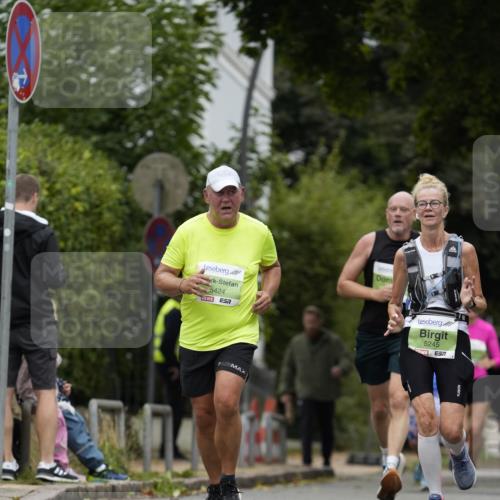 30.08.2026 - Blankeneser Heldenlauf Patografie http://msf.ph/oto/10086495 30.08.2026 10:47:48 Ziel 5026, 5335, 5367 meine-sportfotos.de