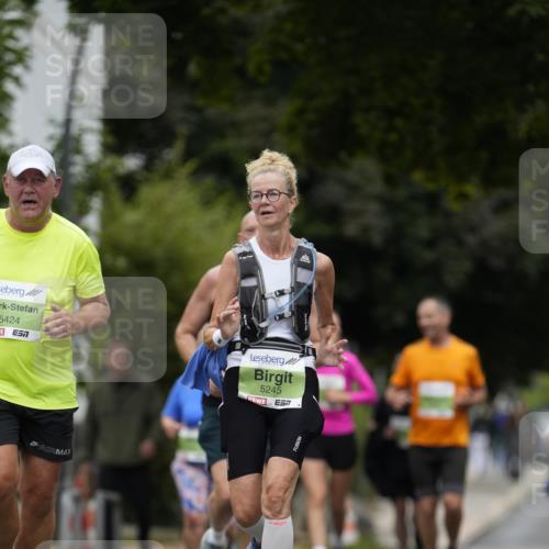 30.08.2026 - Blankeneser Heldenlauf Patografie http://msf.ph/oto/10086497 30.08.2026 10:47:49 Ziel 5026, 5245, 5335, 5367, 5424 meine-sportfotos.de