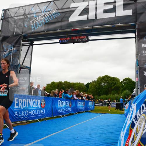 30.08.2026 - Elbe Triathlon Hamburg LAZAROV Photography http://msf.ph/oto/10086521 30.08.2026 12:02:17 Ziel 858, 1563 meine-sportfotos.de
