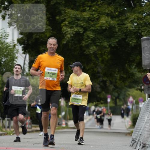 30.08.2026 - Blankeneser Heldenlauf Patografie http://msf.ph/oto/10086532 30.08.2026 10:48:01 Ziel 5245, 5291, 5361, 5424, 5451, 5468, 5510, 5735 meine-sportfotos.de