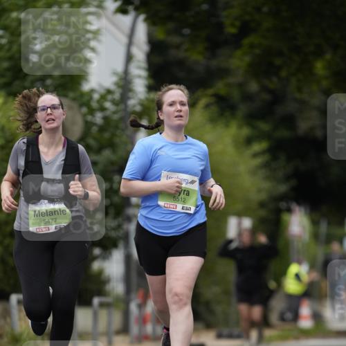 30.08.2026 - Blankeneser Heldenlauf Patografie http://msf.ph/oto/10086615 30.08.2026 10:49:38 Ziel 5234, 5477, 5512 meine-sportfotos.de