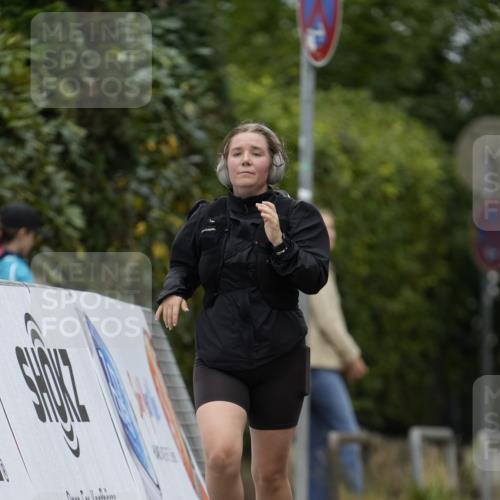 30.08.2026 - Blankeneser Heldenlauf Patografie http://msf.ph/oto/10086625 30.08.2026 10:49:53 Ziel 5412 meine-sportfotos.de
