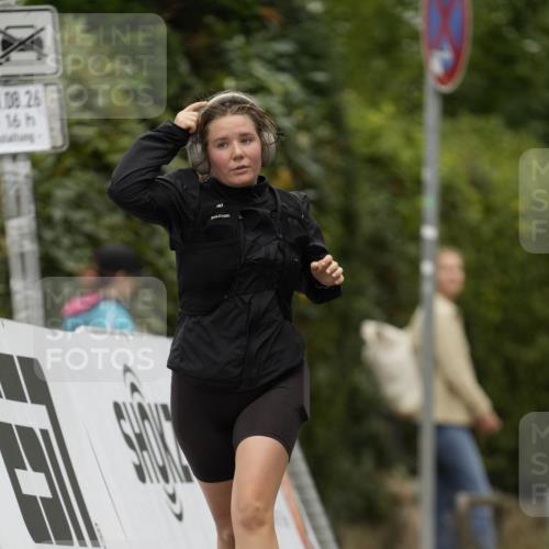 30.08.2026 - Blankeneser Heldenlauf Patografie http://msf.ph/oto/10086627 30.08.2026 10:49:54 Ziel 5412 meine-sportfotos.de