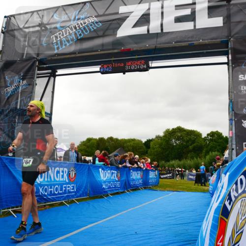 30.08.2026 - Elbe Triathlon Hamburg LAZAROV Photography http://msf.ph/oto/10086632 30.08.2026 12:03:07 Ziel 764, 1544 meine-sportfotos.de