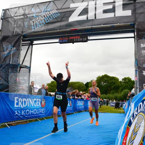 30.08.2026 - Elbe Triathlon Hamburg LAZAROV Photography http://msf.ph/oto/10086647 30.08.2026 12:03:19 Ziel 865, 952, 1391, 1560 meine-sportfotos.de