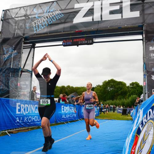 30.08.2026 - Elbe Triathlon Hamburg LAZAROV Photography http://msf.ph/oto/10086650 30.08.2026 12:03:20 Ziel 865, 952, 1391, 1560 meine-sportfotos.de