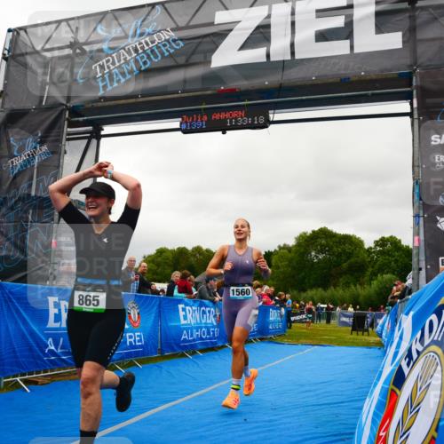 30.08.2026 - Elbe Triathlon Hamburg LAZAROV Photography http://msf.ph/oto/10086652 30.08.2026 12:03:20 Ziel 865, 952, 1391, 1560 meine-sportfotos.de