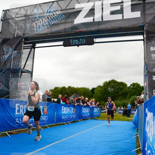 30.08.2026 - Elbe Triathlon Hamburg LAZAROV Photography http://msf.ph/oto/10086669 30.08.2026 12:03:39 Ziel 1388, 1420, 1466, 1500, 1503 meine-sportfotos.de