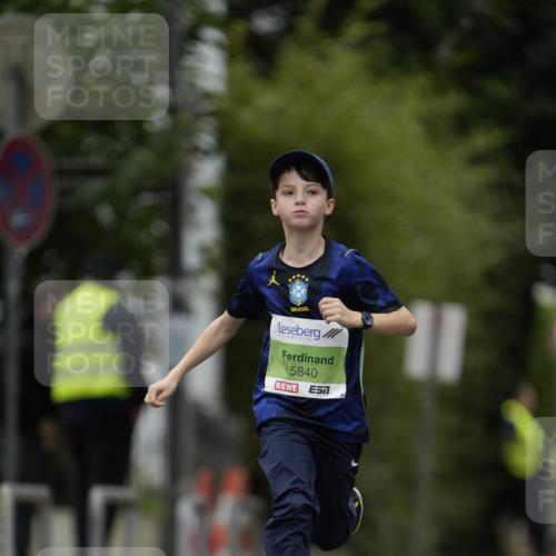 30.08.2026 - Blankeneser Heldenlauf Patografie http://msf.ph/oto/10086708 30.08.2026 10:51:43 Ziel 5840 meine-sportfotos.de