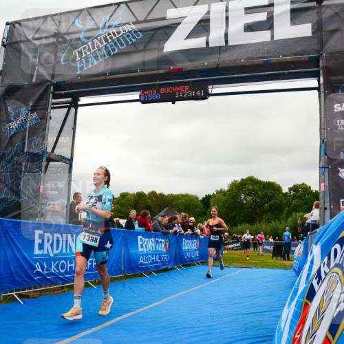 30.08.2026 - Elbe Triathlon Hamburg LAZAROV Photography http://msf.ph/oto/10086709 30.08.2026 12:03:46 Ziel 1388, 1420, 1466, 1522, 1572 meine-sportfotos.de