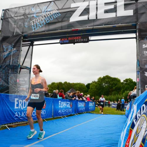 30.08.2026 - Elbe Triathlon Hamburg LAZAROV Photography http://msf.ph/oto/10086724 30.08.2026 12:03:48 Ziel 1388, 1420, 1466, 1522, 1572 meine-sportfotos.de