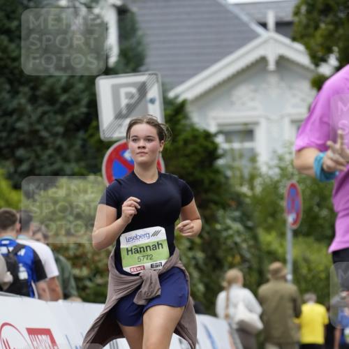 30.08.2026 - Blankeneser Heldenlauf Patografie http://msf.ph/oto/10086754 30.08.2026 10:52:36 Ziel 5266, 5772 meine-sportfotos.de