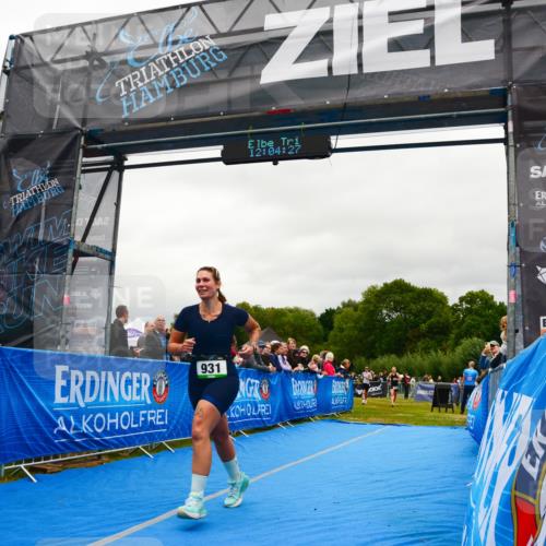 30.08.2026 - Elbe Triathlon Hamburg LAZAROV Photography http://msf.ph/oto/10086781 30.08.2026 12:04:28 Ziel 931, 1510, 1632 meine-sportfotos.de