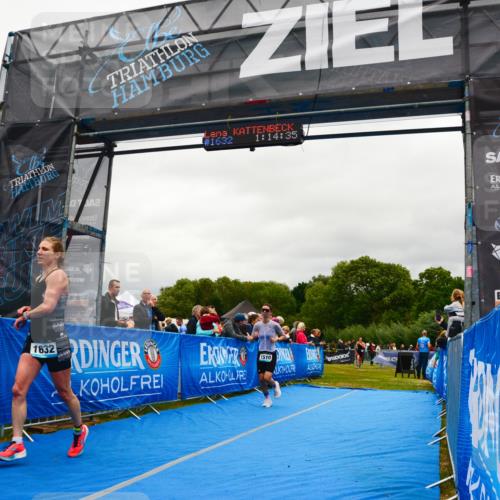 30.08.2026 - Elbe Triathlon Hamburg LAZAROV Photography http://msf.ph/oto/10086794 30.08.2026 12:04:34 Ziel 1463, 1510, 1632 meine-sportfotos.de