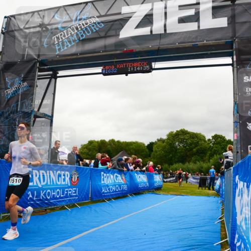 30.08.2026 - Elbe Triathlon Hamburg LAZAROV Photography http://msf.ph/oto/10086810 30.08.2026 12:04:35 Ziel 1463, 1510, 1632 meine-sportfotos.de