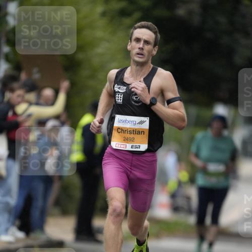 30.08.2026 - Blankeneser Heldenlauf Patografie http://msf.ph/oto/10086852 30.08.2026 11:02:03 Ziel 2492 meine-sportfotos.de