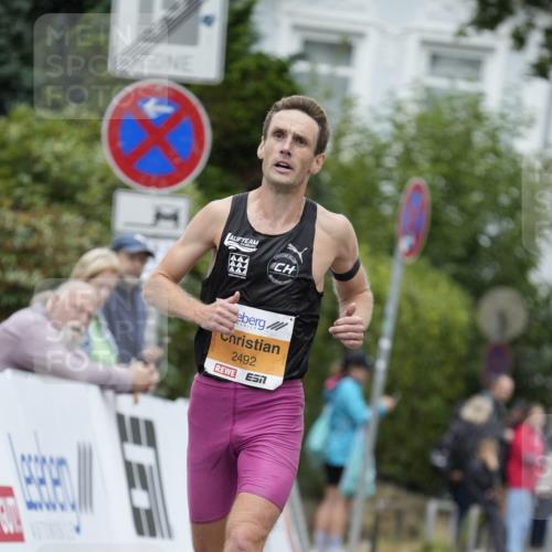 30.08.2026 - Blankeneser Heldenlauf Patografie http://msf.ph/oto/10086861 30.08.2026 11:02:06 Ziel 2492 meine-sportfotos.de