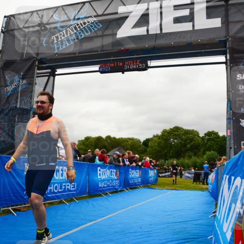 30.08.2026 - Elbe Triathlon Hamburg LAZAROV Photography http://msf.ph/oto/10086864 30.08.2026 12:05:03 Ziel 813, 1175 meine-sportfotos.de