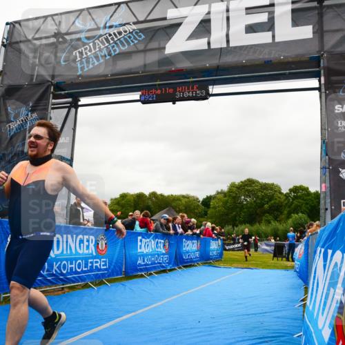 30.08.2026 - Elbe Triathlon Hamburg LAZAROV Photography http://msf.ph/oto/10086865 30.08.2026 12:05:03 Ziel 813, 1175 meine-sportfotos.de