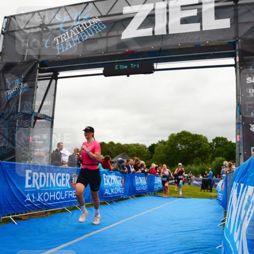 30.08.2026 - Elbe Triathlon Hamburg LAZAROV Photography http://msf.ph/oto/10086880 30.08.2026 12:05:14 Ziel 1414, 1424, 1459, 1488, 1525 meine-sportfotos.de