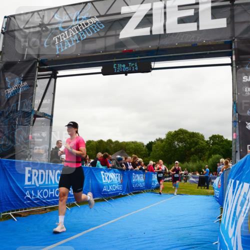 30.08.2026 - Elbe Triathlon Hamburg LAZAROV Photography http://msf.ph/oto/10086882 30.08.2026 12:05:15 Ziel 1414, 1424, 1459, 1488, 1525 meine-sportfotos.de