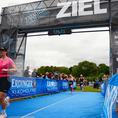 30.08.2026 - Elbe Triathlon Hamburg LAZAROV Photography http://msf.ph/oto/10086888 30.08.2026 12:05:15 Ziel 1414, 1424, 1459, 1488, 1525 meine-sportfotos.de