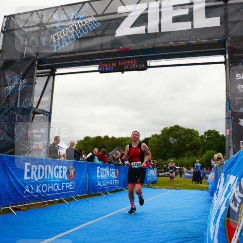 30.08.2026 - Elbe Triathlon Hamburg LAZAROV Photography http://msf.ph/oto/10086918 30.08.2026 12:05:20 Ziel 1358, 1414, 1424, 1459, 1460, 1525 meine-sportfotos.de