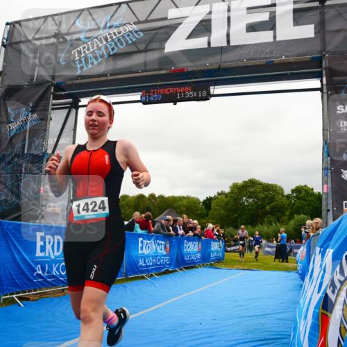 30.08.2026 - Elbe Triathlon Hamburg LAZAROV Photography http://msf.ph/oto/10086928 30.08.2026 12:05:21 Ziel 1358, 1414, 1424, 1460, 1525 meine-sportfotos.de