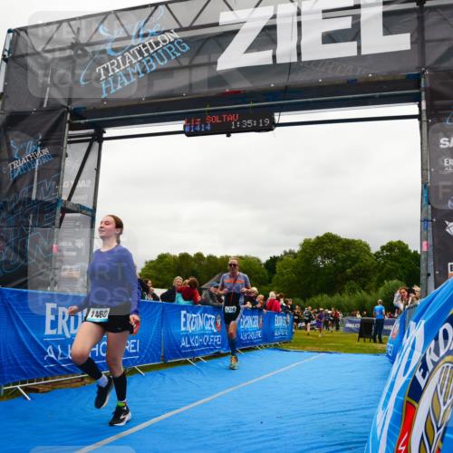 30.08.2026 - Elbe Triathlon Hamburg LAZAROV Photography http://msf.ph/oto/10086935 30.08.2026 12:05:26 Ziel 1358, 1397, 1460, 1529 meine-sportfotos.de