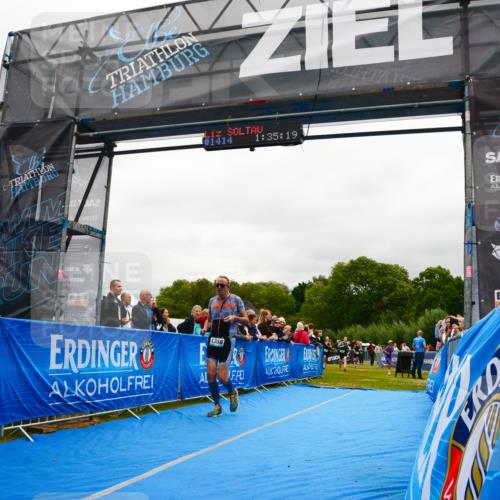 30.08.2026 - Elbe Triathlon Hamburg LAZAROV Photography http://msf.ph/oto/10086942 30.08.2026 12:05:27 Ziel 1358, 1397, 1460, 1529, 1577 meine-sportfotos.de